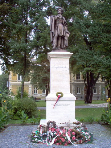 Petőfi Sándor szobra Rimaszombatban