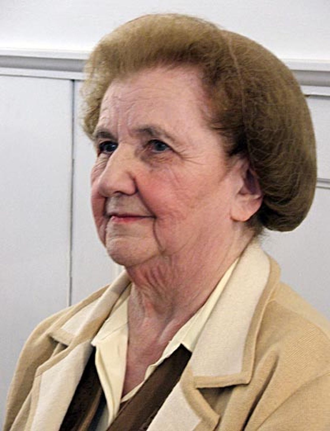 Dr. Majthényi Béláné Sántha Marianna nyugdíjas főelőadó, a Kecskeméti Evangélikus Gyülekezet kántora